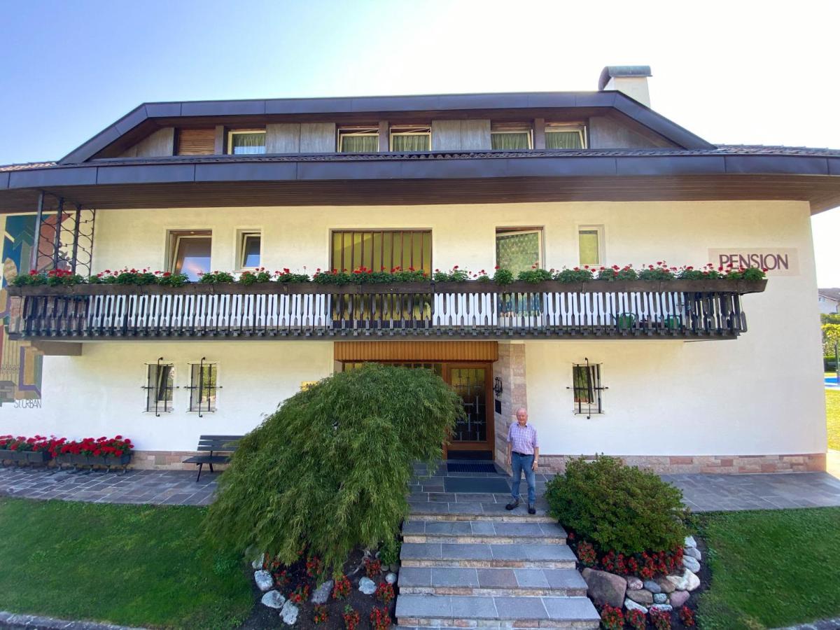 Pension Rebgut Bed & Breakfast Lana Exterior photo